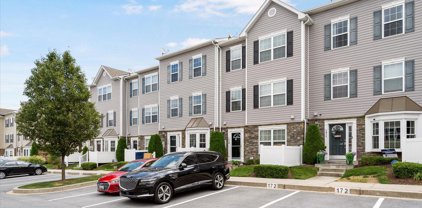 1819 Cassandra Dr Unit #172, Sykesville