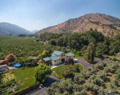 4902 Yaksum Canyon Road, Cashmere