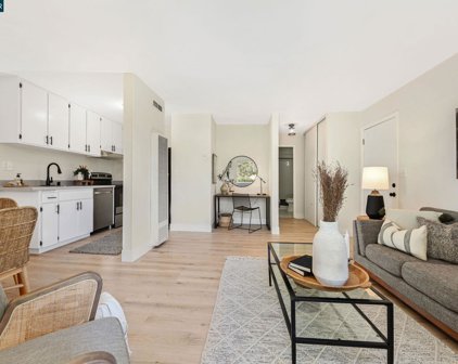 971 Bancroft Road #205 Unit #205, Concord