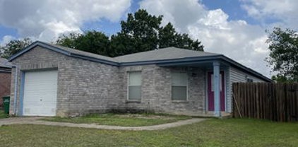 9815 Village Basin, San Antonio