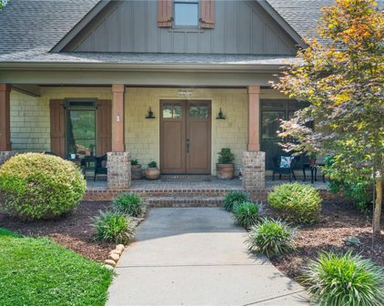 4055 Lacey Drive, Cumming