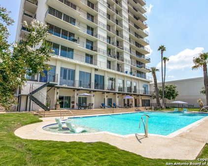 700 E Hildebrand Ave Unit 703, San Antonio