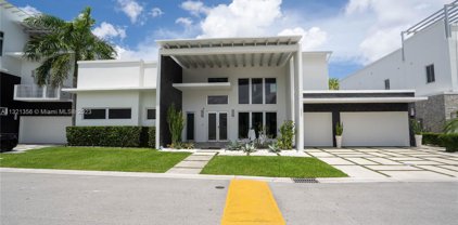 3455 Nw 82nd Ct, Doral