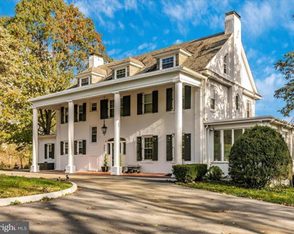 403 E Fourth St, Waynesboro