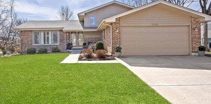 1701 Concord Drive, Downers Grove