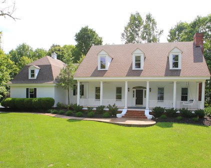 7204 Limestone Ct, Crestwood
