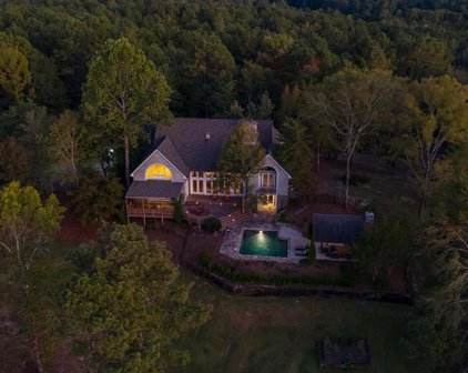 8910 River Road, Columbus