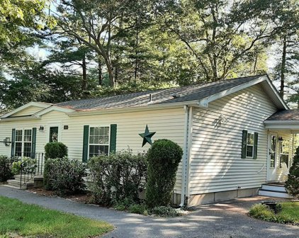 3804 Oak Point, Middleboro