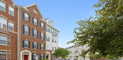 25335 Curiosity Sq, Aldie