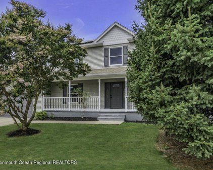 1428 Spray Avenue, Beachwood