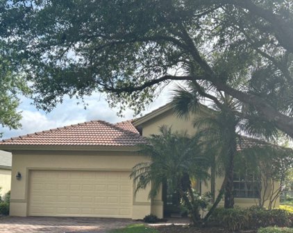 3445 Lakeview Isle Court, Fort Myers