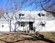 5517 Walmer Street, Mission image