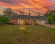 102 E Glen Haven Drive, West Suffolk image