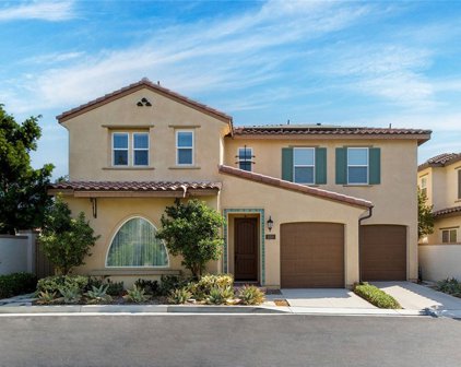 650 Calle Valle, Walnut