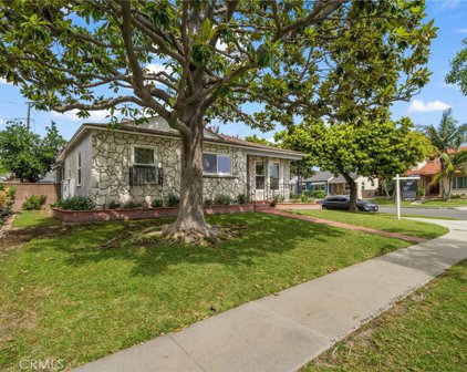 2949 Dashwood Street, Lakewood