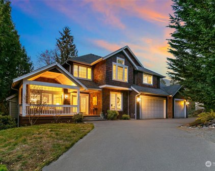 1505 Hillside Drive SE, Issaquah