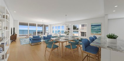3135 W Gulf Drive Unit 204, Sanibel