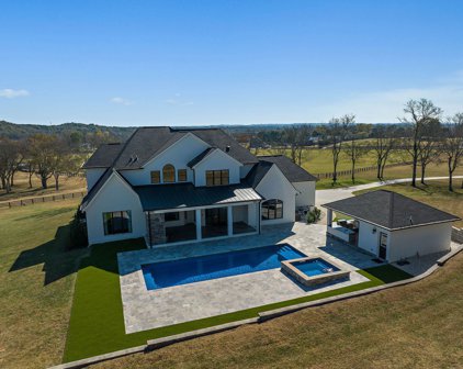1838 Les Robinson Rd, Columbia