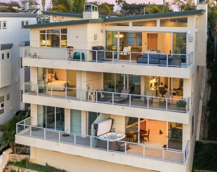 7779  Veragua Dr, Playa Del Rey