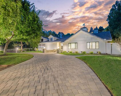 5488 Round Meadow Road, Hidden Hills