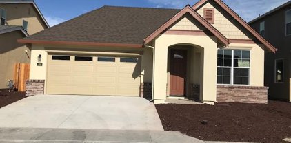 20 Pepper Tree CT, Greenfield
