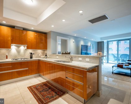 1881 N Nash St Unit #406, Arlington