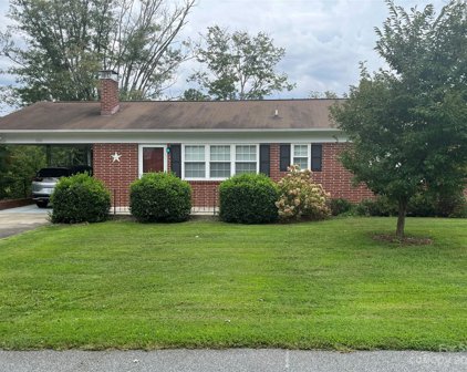 1311 Scenic Ne Place, Lenoir