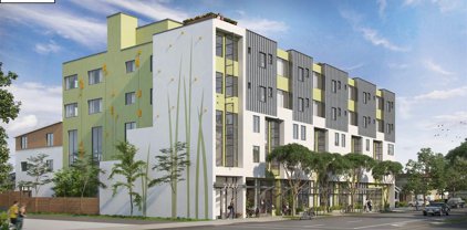 2747 San Pablo Unit #206, Berkeley
