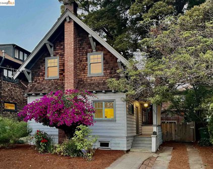 2931 Florence St, Berkeley