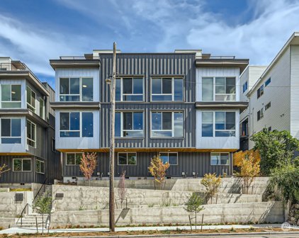 3412 15th Avenue W Unit #C, Seattle