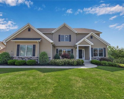 9 Aaron  Trail, Orchard Park-146089