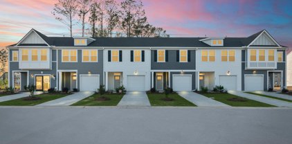 528 Trotters Lane Unit #143, Moncks Corner