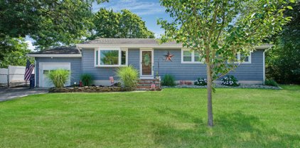 219 Cable Avenue, Beachwood