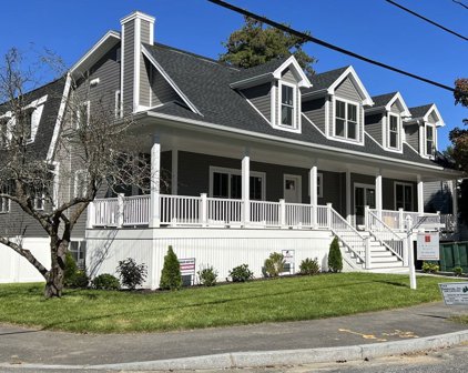 82 Border Rd, Needham