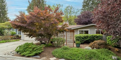 3419 79th Avenue SE, Mercer Island