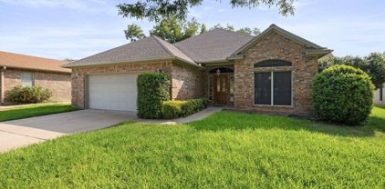 334 Olympia Fields St, Meadowlakes