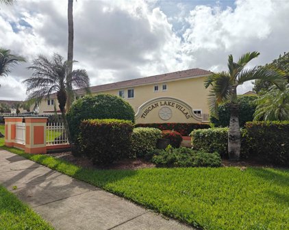 17847 Nw 74th Path, Hialeah