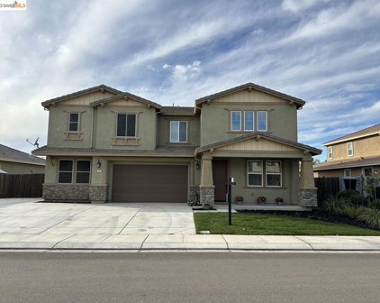 2347 Bismark Ave, Manteca