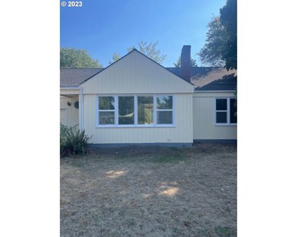 402 KNOOP LN, Eugene