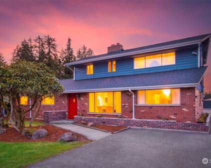 617 184th Street SW, Bothell
