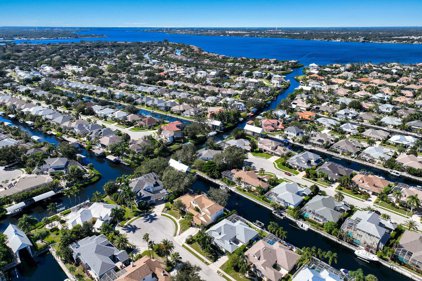 4715 Spinnaker Drive, Bradenton