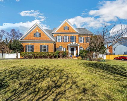 708 Childs Point Rd, Annapolis