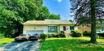 719 Wilmot Road, New Rochelle