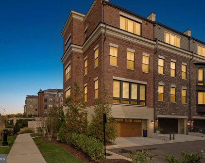 500 Riversail Ln Unit #438, National Harbor