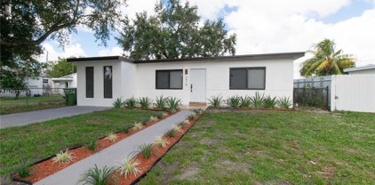 6619 Sw 2nd Ct, Pembroke Pines