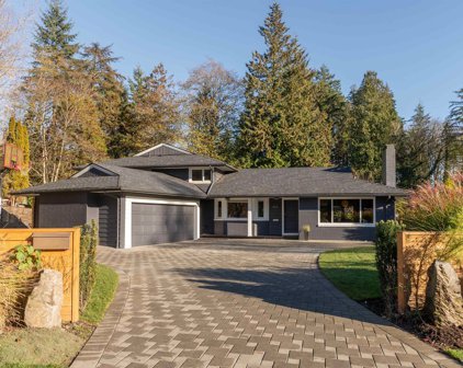 519 Newcroft Place, West Vancouver