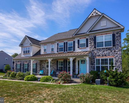 3598 Fox Pointe Ln, York