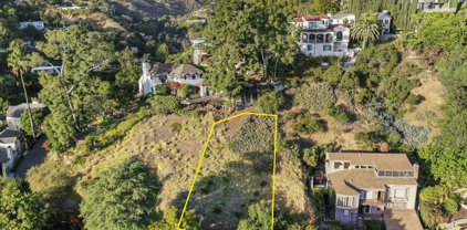 2266 N Bronson Hill Dr, Los Angeles