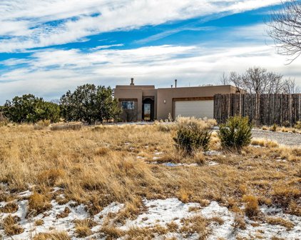 7 Gaviota Road, Santa Fe