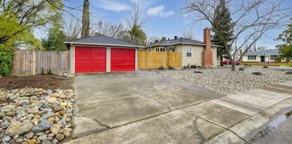 2266 Murieta Way, Sacramento